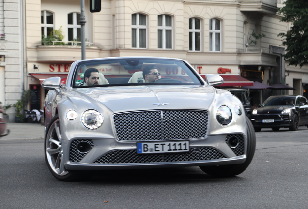 Bentley Continental GTC V8 2020