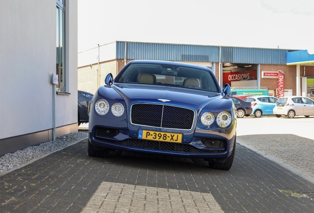 Bentley Flying Spur V8 S