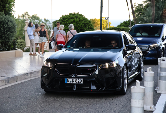 BMW M5 G90