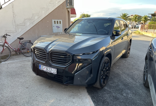 BMW XM G09