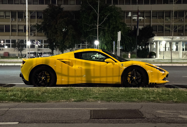 Ferrari F8 Spider