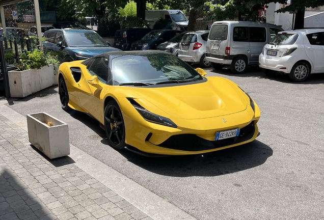 Ferrari F8 Spider
