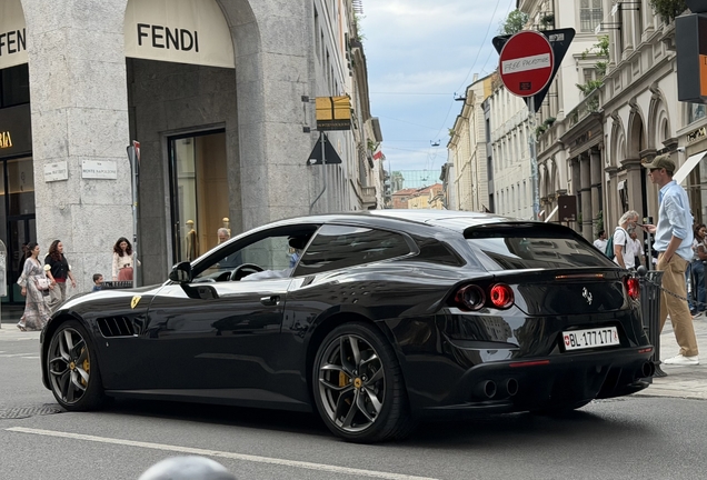 Ferrari GTC4Lusso