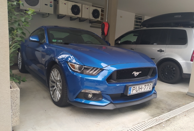 Ford Mustang GT 2015
