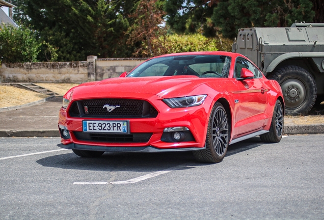 Ford Mustang GT 2015