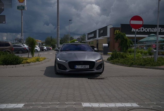 Jaguar F-TYPE P450 Coupé 2020