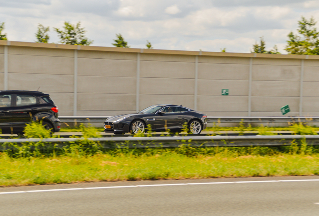 Jaguar F-TYPE S Coupé