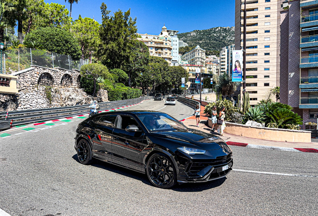Lamborghini Urus Performante