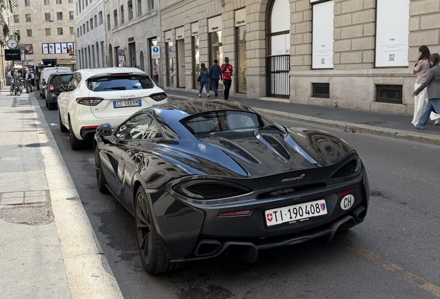 McLaren 570S