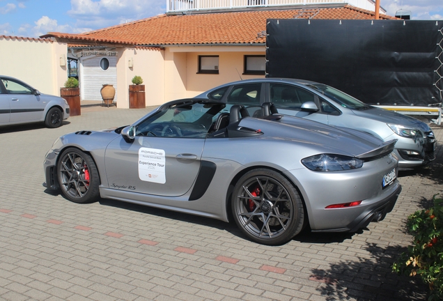 Porsche 718 Spyder RS