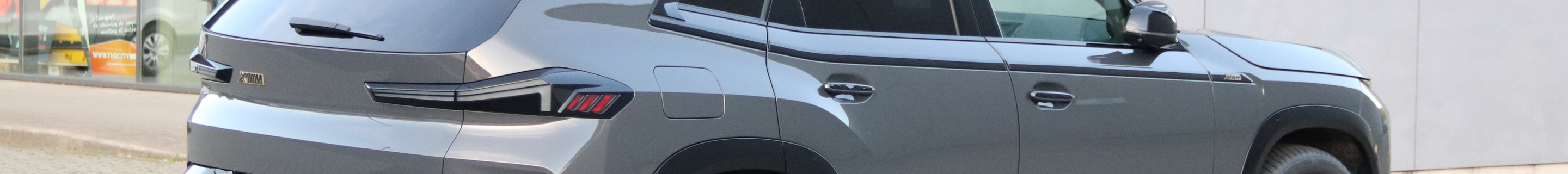 BMW XM G09