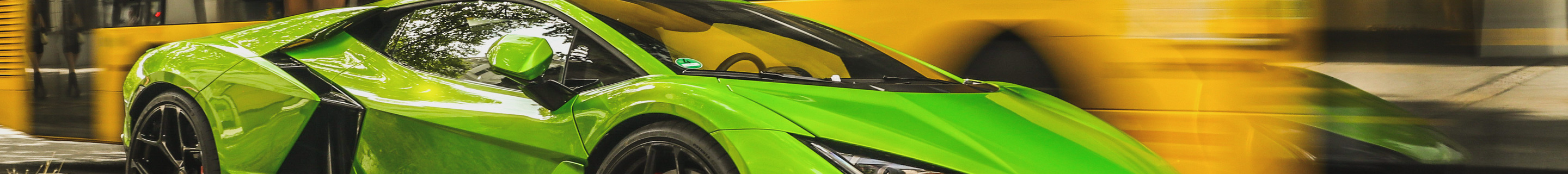 Lamborghini Revuelto