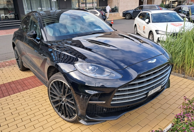Aston Martin DBX707