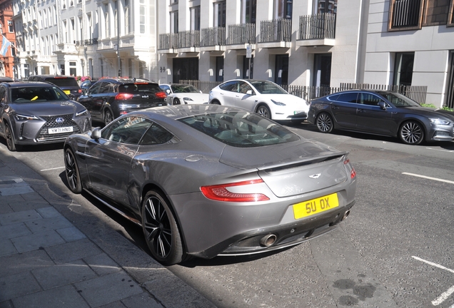 Aston Martin Vanquish 2013