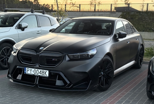 BMW M5 G90