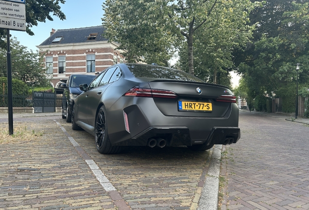 BMW M5 G90