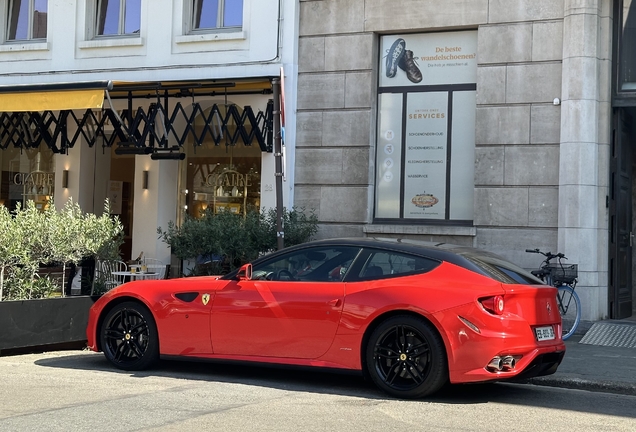 Ferrari FF
