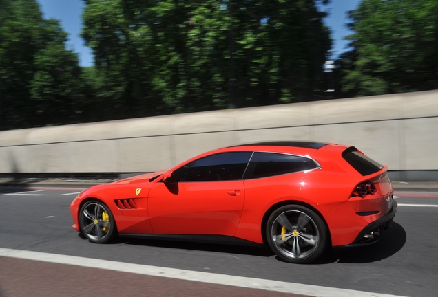 Ferrari GTC4Lusso