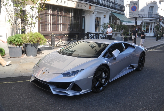 Lamborghini Huracán LP640-4 EVO