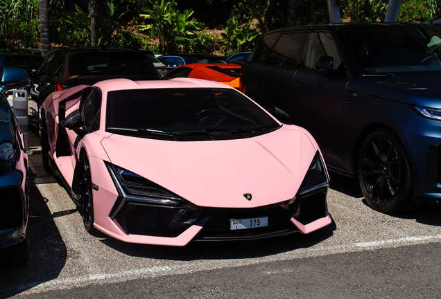 Lamborghini Revuelto