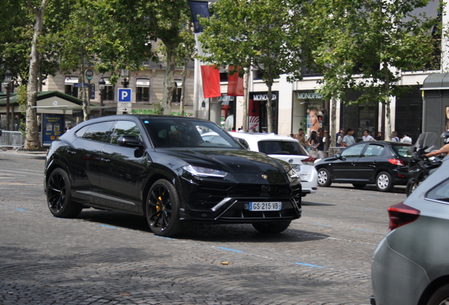 Lamborghini Urus