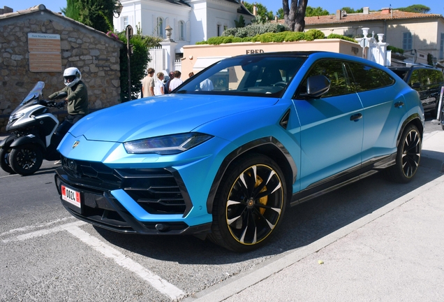 Lamborghini Urus