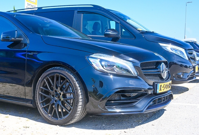 Mercedes-AMG A 45 W176 2015
