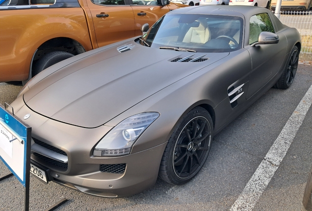 Mercedes-Benz SLS AMG
