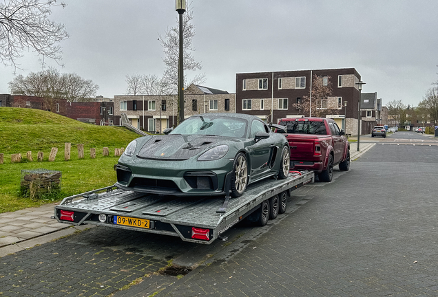 Porsche 718 Cayman GT4 RS