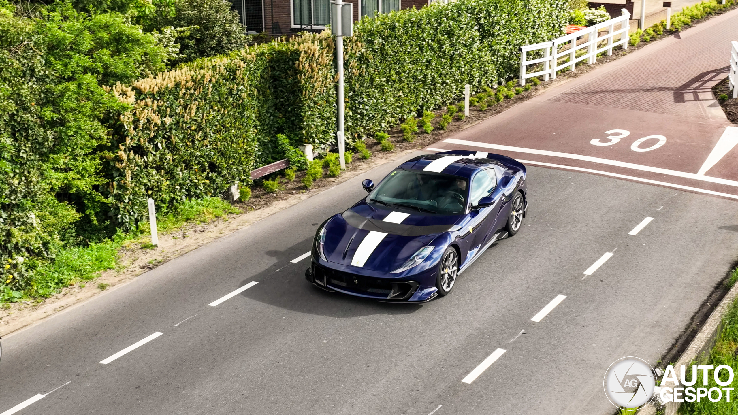 Ferrari 812 Competizione
