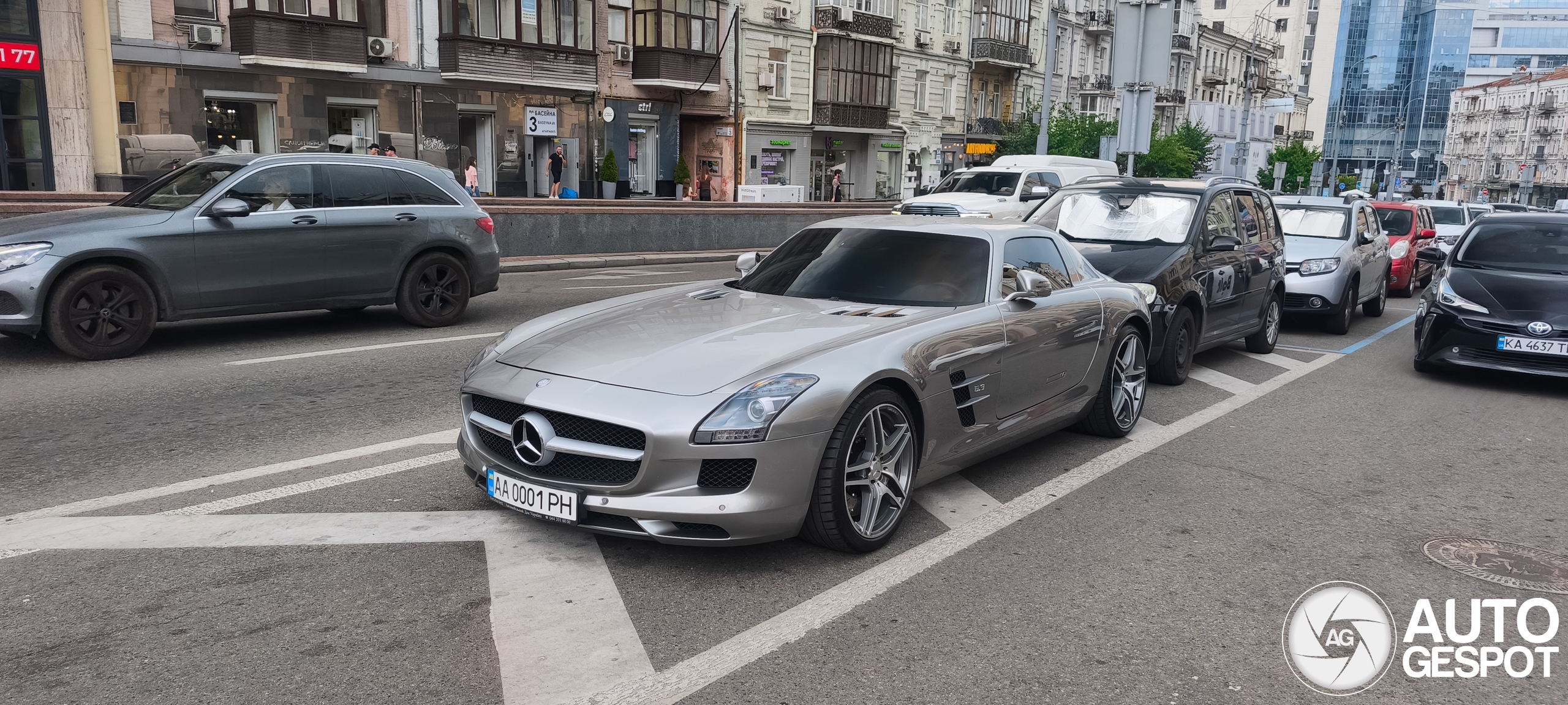 Mercedes-Benz SLS AMG