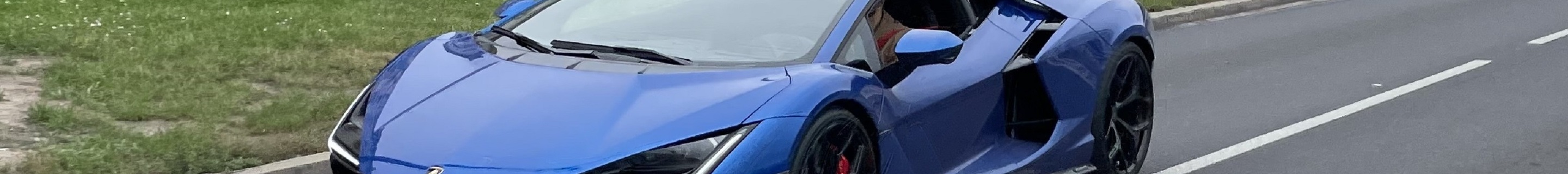 Lamborghini Revuelto