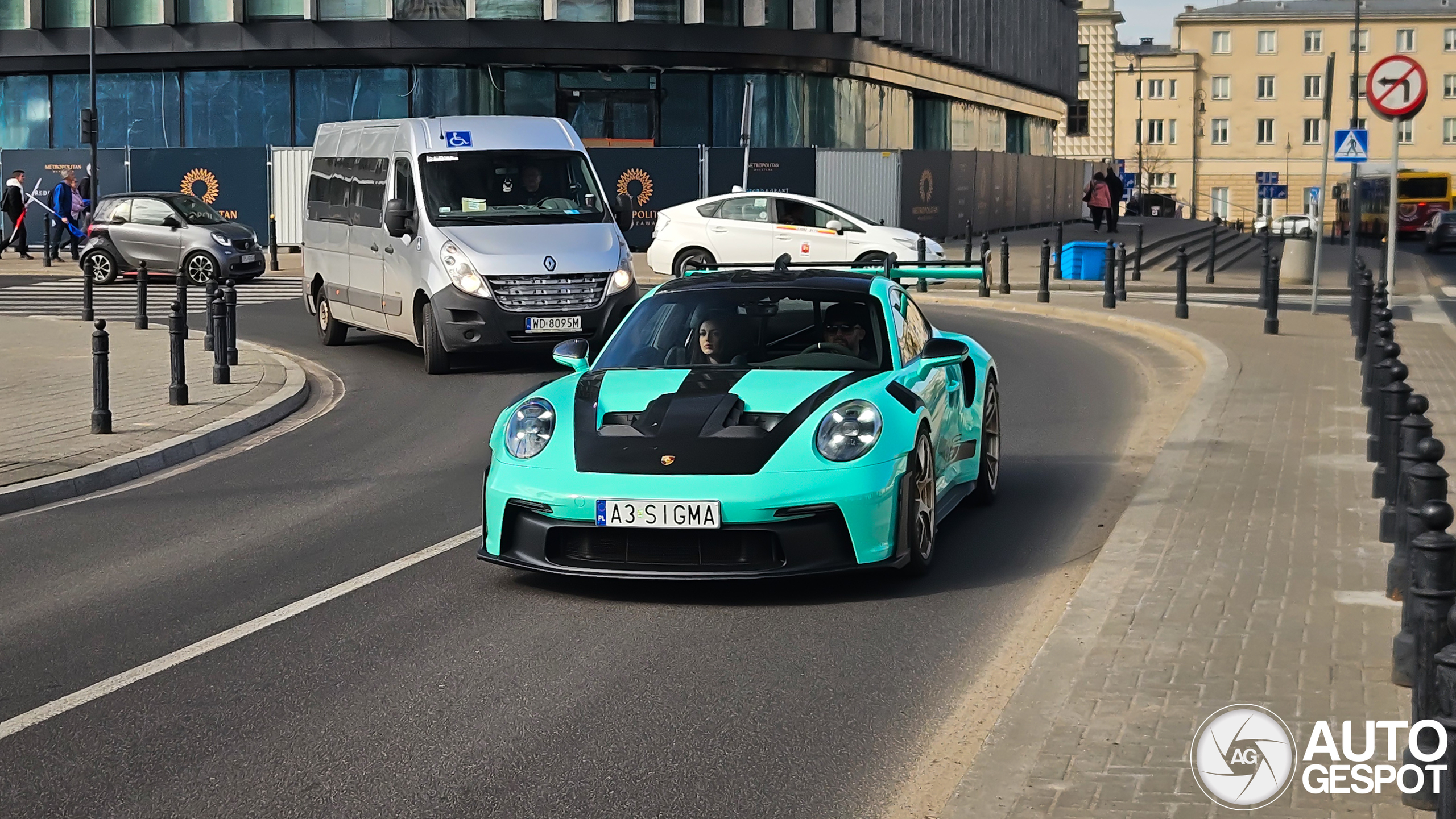 Porsche 992 GT3 RS MkI Weissach Package