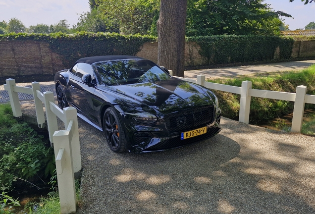 Bentley Continental GTC Black Edition 2025