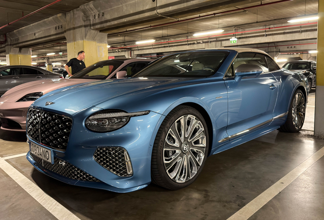 Bentley Continental GTC Mulliner 2025