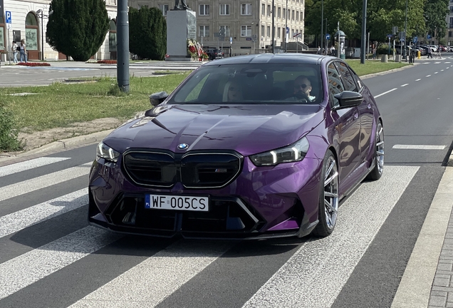 BMW M5 G90