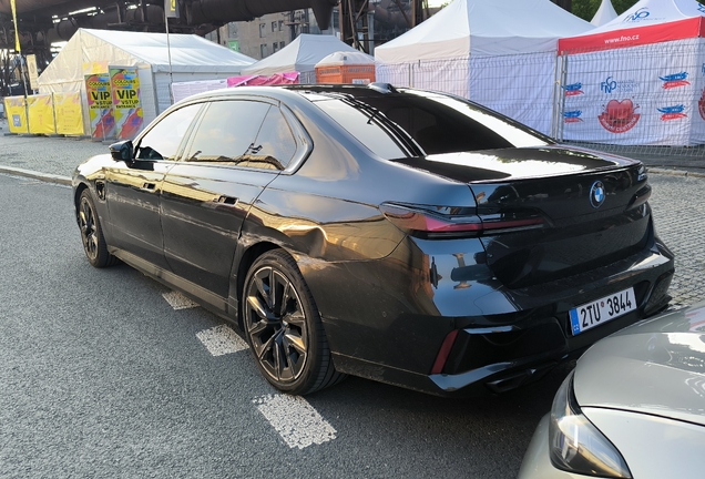 BMW M760e xDrive