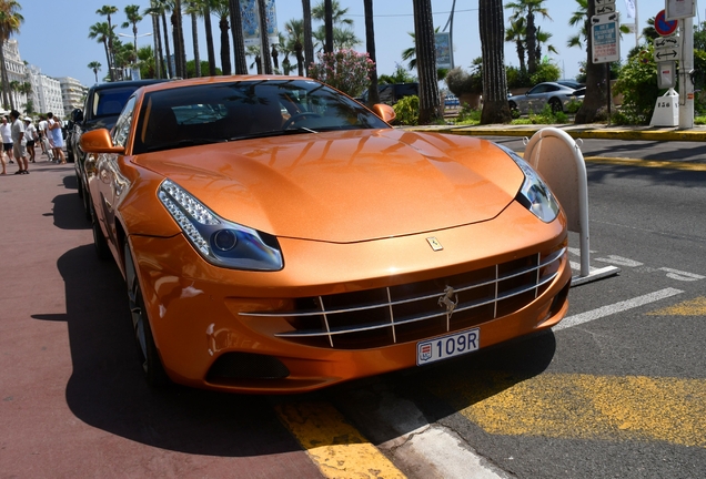 Ferrari FF