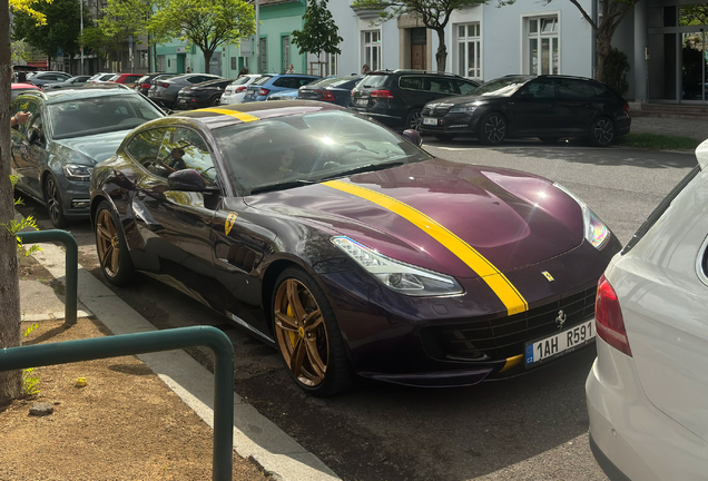 Ferrari GTC4Lusso