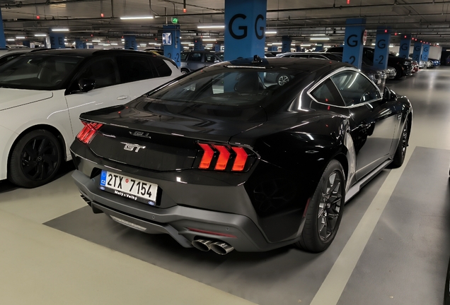 Ford Mustang GT 2024