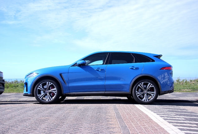 Jaguar F-PACE SVR