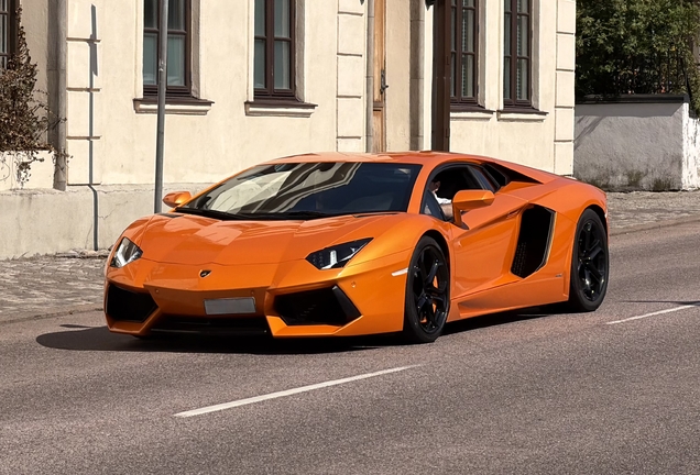 Lamborghini Aventador LP700-4