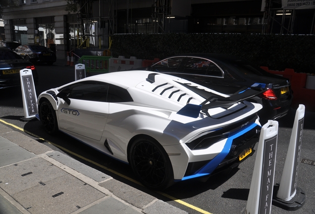 Lamborghini Huracán LP640-2 STO