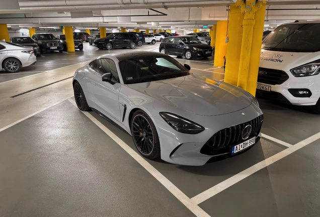 Mercedes-AMG GT 63 C192