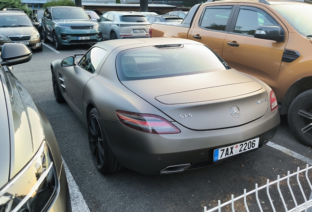 Mercedes-Benz SLS AMG