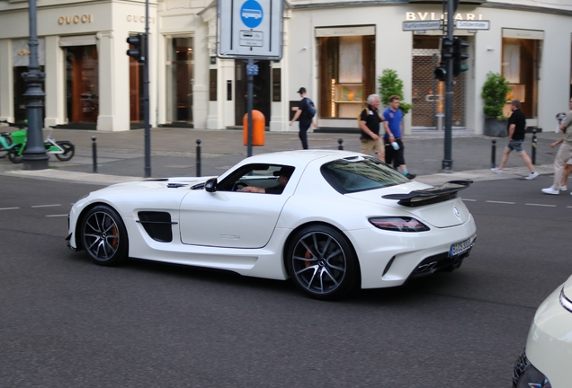 Mercedes-Benz SLS AMG