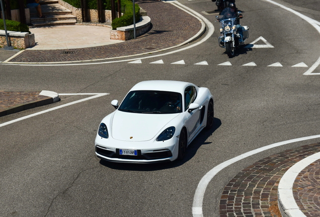 Porsche 718 Cayman GTS