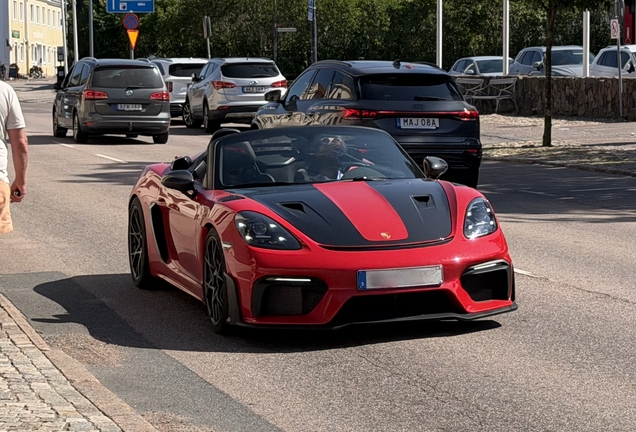 Porsche 718 Spyder RS Weissach Package
