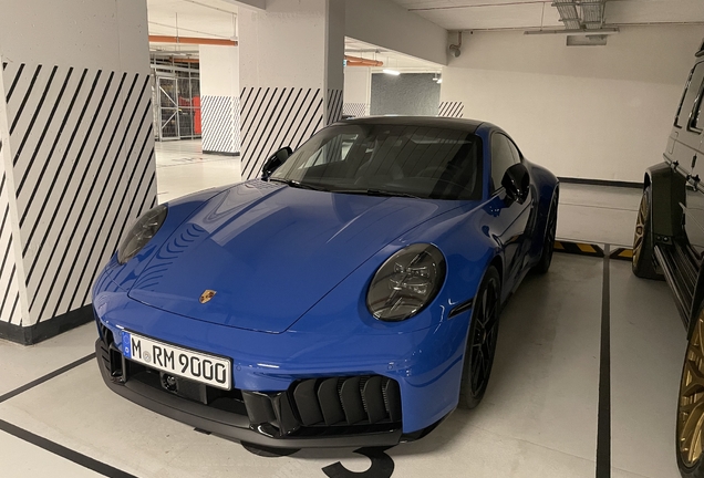 Porsche 992 Carrera 4 GTS MkII