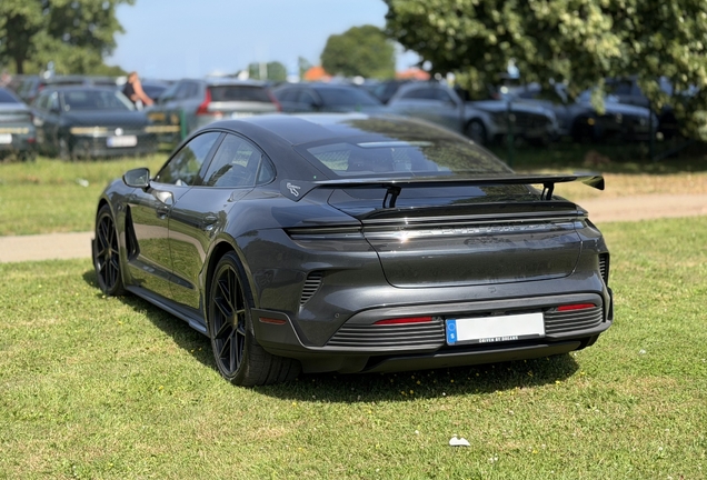 Porsche Taycan Turbo GT Weissach Package